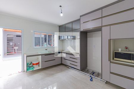 Casa à venda com 200m², 3 quartos e 2 vagas Casa à venda com 200m², 3 quartos e 2 vagasCozinha