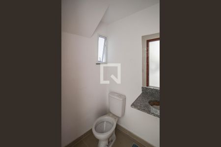 Lavabo de casa para alugar com 2 quartos, 53m² em Olinda, Nilópolis