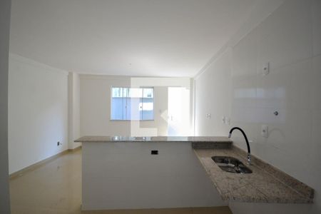 Casa para alugar com 61m², 2 quartos e 1 vaga Casa para alugar com 61m², 2 quartos e 1 vagaCozinha
