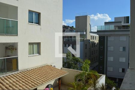 Vista da Sala de apartamento à venda com 3 quartos, 75m² em Grajaú, Belo Horizonte