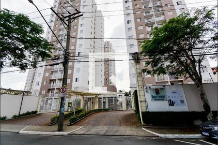 Fachada e portaria de apartamento para alugar com 3 quartos, 63m² em Vila das Bandeiras, Guarulhos