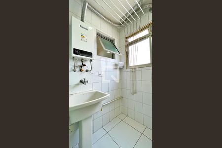 Área de Serviço de apartamento para alugar com 3 quartos, 63m² em Vila das Bandeiras, Guarulhos