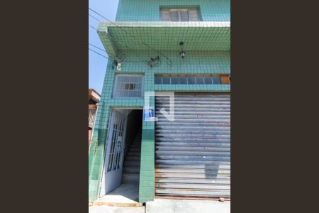Casa para alugar com 75m², 2 quartos e sem vagaÁrea comum
