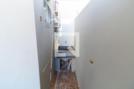 Casa para alugar com 75m², 2 quartos e sem vagaÁrea de Serviço