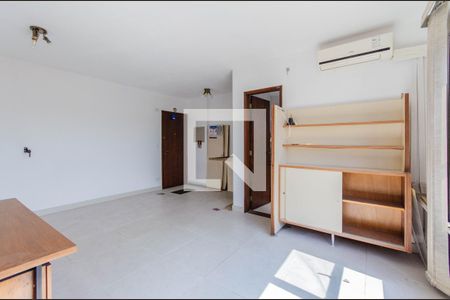 Apartamento para alugar com 38m², 1 quarto e sem vagaSala/Quarto