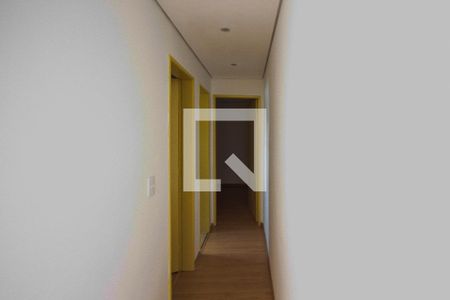 Corredor de apartamento para alugar com 2 quartos, 45m² em Vila Independência, São Paulo