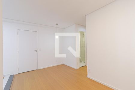 Sala de apartamento para alugar com 2 quartos, 41m² em Jardim Santa Emília, São Paulo