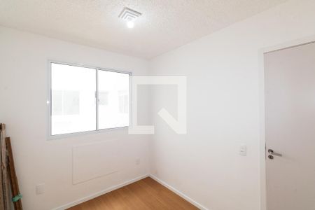 Quarto 2 de apartamento para alugar com 2 quartos, 40m² em Guaratiba, Rio de Janeiro