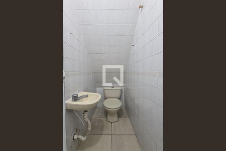 Casa para alugar com 120m², 2 quartos e sem vaga Casa para alugar com 120m², 2 quartos e sem vagaBanheiro