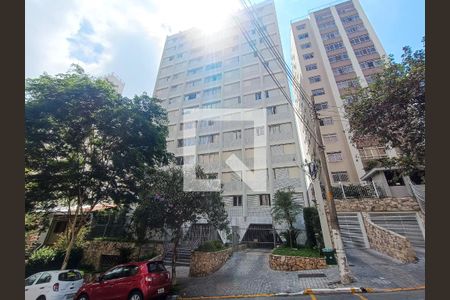 Apartamento à venda com 136m², 4 quartos e 1 vaga Apartamento à venda com 136m², 4 quartos e 1 vagaFachada