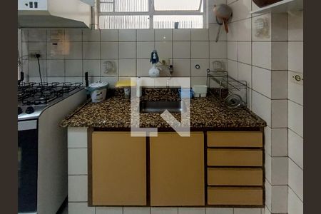 Apartamento à venda com 136m², 4 quartos e 1 vaga Apartamento à venda com 136m², 4 quartos e 1 vagaCozinha