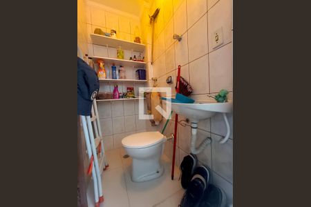 Apartamento à venda com 136m², 4 quartos e 1 vaga Apartamento à venda com 136m², 4 quartos e 1 vagaBanheiro de serviço