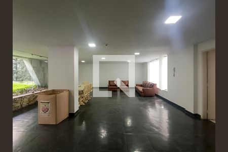 Apartamento à venda com 136m², 4 quartos e 1 vaga Apartamento à venda com 136m², 4 quartos e 1 vagaÁrea comum - Salão de festas