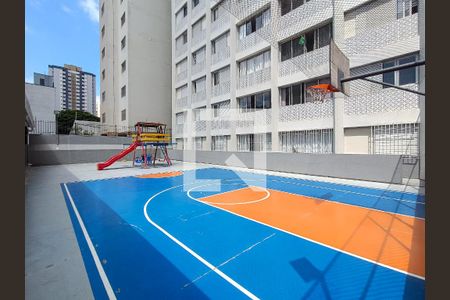 Apartamento à venda com 136m², 4 quartos e 1 vaga Apartamento à venda com 136m², 4 quartos e 1 vagaÁrea comum - Quadra