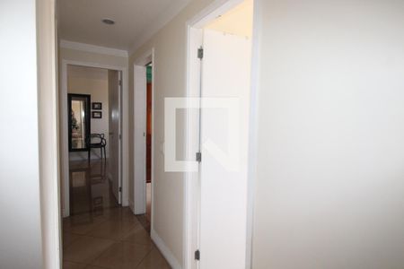 corredor de apartamento à venda com 3 quartos, 90m² em Vila da Penha, Rio de Janeiro