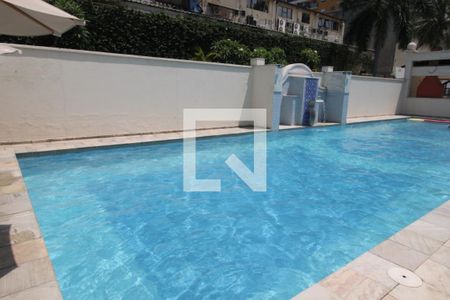Apartamento à venda com 90m², 3 quartos e 1 vagaÁrea comum - Piscina