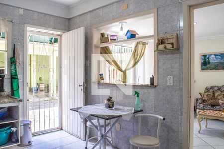 Casa à venda com 320m², 3 quartos e 2 vagasCozinha