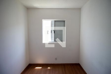 Quarto 2 de apartamento para alugar com 2 quartos, 40m² em Vila São Carlos, Itaquaquecetuba