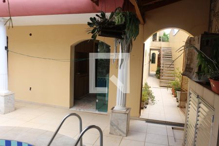 Casa à venda com 400m², 4 quartos e 4 vagasPiscina