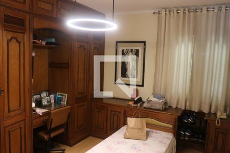 Casa à venda com 400m², 4 quartos e 4 vagasSuíte 2