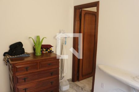 Casa à venda com 400m², 4 quartos e 4 vagasQuarto de Serviço