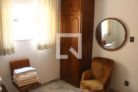 Casa à venda com 400m², 4 quartos e 4 vagasQuarto de Serviço