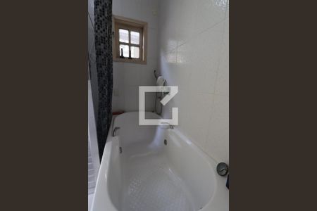 Casa de condomínio à venda com 175m², 4 quartos e 1 vagaBanheiro 2