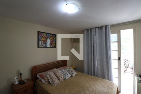 Casa de condomínio à venda com 175m², 4 quartos e 1 vagaSuíte 1