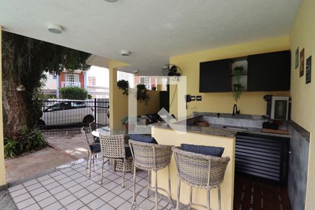 Casa de condomínio à venda com 175m², 4 quartos e 1 vagaÁrea comum - Piscina