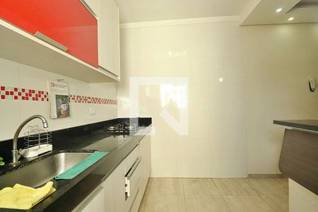 Apartamento à venda com 100m², 2 quartos e 2 vagasCozinha