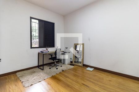 Casa para alugar com 320m², 3 quartos e 3 vagas Casa para alugar com 320m², 3 quartos e 3 vagasQuarto 3