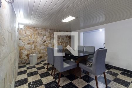 Casa para alugar com 320m², 3 quartos e 3 vagas Casa para alugar com 320m², 3 quartos e 3 vagasSala 2