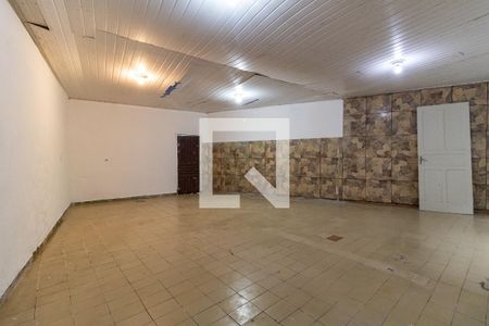 Casa para alugar com 320m², 3 quartos e 3 vagas Casa para alugar com 320m², 3 quartos e 3 vagasÁrea Externa