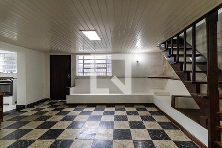 Casa para alugar com 320m², 3 quartos e 3 vagas Casa para alugar com 320m², 3 quartos e 3 vagasSala 2
