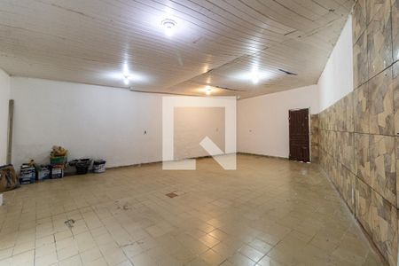 Casa para alugar com 320m², 3 quartos e 3 vagas Casa para alugar com 320m², 3 quartos e 3 vagasÁrea Externa