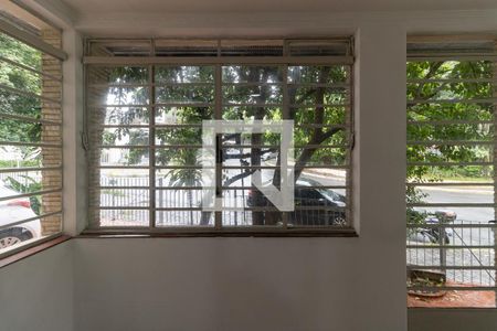 Casa para alugar com 320m², 3 quartos e 3 vagas Casa para alugar com 320m², 3 quartos e 3 vagasVista do Quarto 2