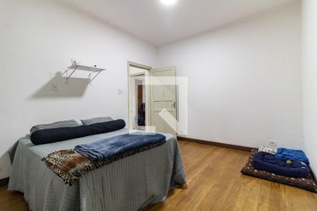 Casa para alugar com 320m², 3 quartos e 3 vagas Casa para alugar com 320m², 3 quartos e 3 vagasQuarto 2