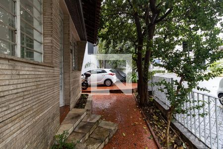 Casa para alugar com 320m², 3 quartos e 3 vagas Casa para alugar com 320m², 3 quartos e 3 vagasÁrea Externa