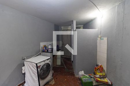 Casa para alugar com 320m², 3 quartos e 3 vagas Casa para alugar com 320m², 3 quartos e 3 vagasLavanderia 2