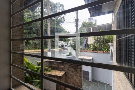 Casa para alugar com 320m², 3 quartos e 3 vagas Casa para alugar com 320m², 3 quartos e 3 vagasVista do Jardim de Inverno