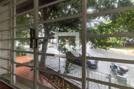 Casa para alugar com 320m², 3 quartos e 3 vagas Casa para alugar com 320m², 3 quartos e 3 vagasVista do Jardim de Inverno