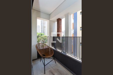 Studio para alugar com 28m², 1 quarto e sem vaga Studio para alugar com 28m², 1 quarto e sem vagaStudio - Varanda