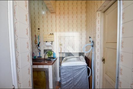 Apartamento à venda com 103m², 3 quartos e sem vagaCozinha e Área de Serviço