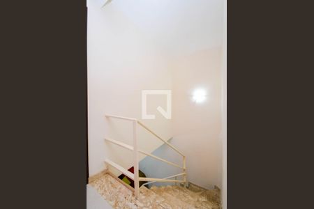 Casa à venda com 210m², 5 quartos e 2 vagasEscada Quarto/Sala