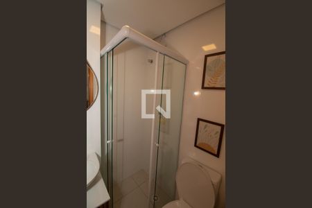 Apartamento à venda com 32m², 2 quartos e sem vaga Apartamento à venda com 32m², 2 quartos e sem vagaBanheiro Social