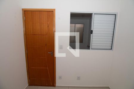 Quarto 1 de apartamento para alugar com 2 quartos, 34m² em Jardim Vila Formosa, São Paulo