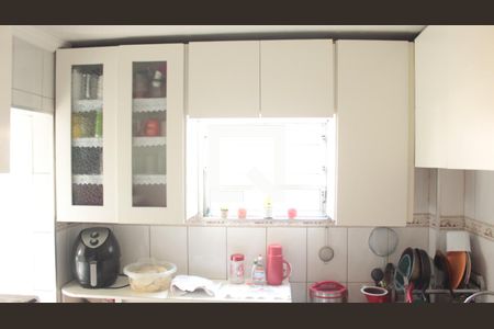 Cozinha de apartamento à venda com 3 quartos, 59m² em Parque Pinheiros, Taboão da Serra