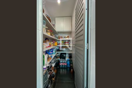 Apartamento para alugar com 139m², 3 quartos e 4 vagas Apartamento para alugar com 139m², 3 quartos e 4 vagasDespensa