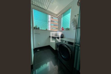 Apartamento para alugar com 139m², 3 quartos e 4 vagas Apartamento para alugar com 139m², 3 quartos e 4 vagasÁrea de Serviço