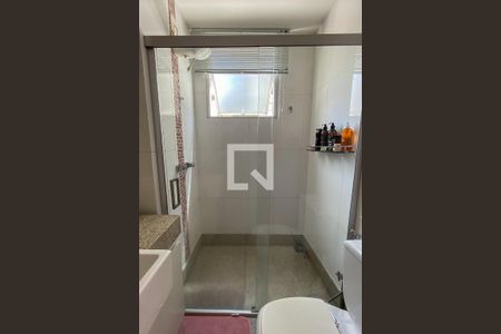 Apartamento para alugar com 139m², 3 quartos e 4 vagas Apartamento para alugar com 139m², 3 quartos e 4 vagasBanheiro da Suíte 1